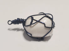 Load image into Gallery viewer, scolecite pendant In Spyrit Metaphysical
