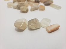 Load image into Gallery viewer, Moonstone Moonstone In Spyrit Metaphysical
