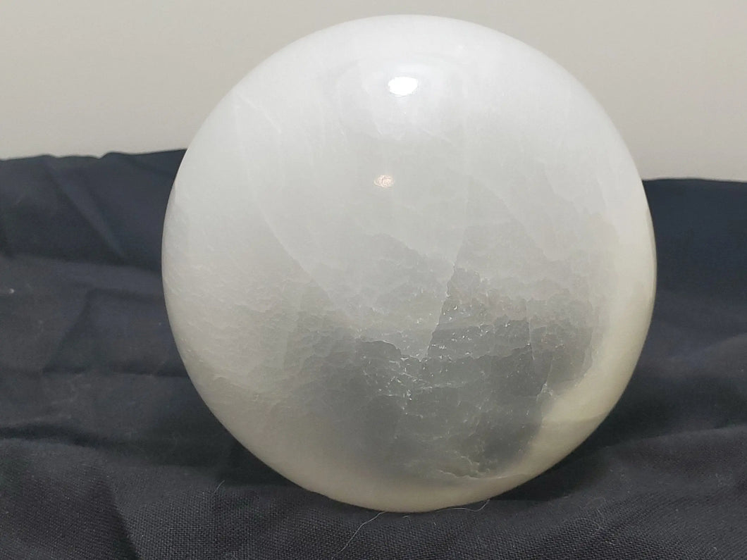 Selenite Gazing Ball (Sphere), 100 mm - Detachment, Depression, Fear In Spyrit Metaphysical